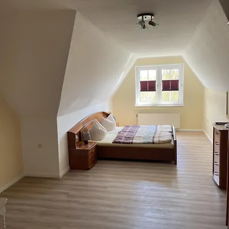 Апартаменты Familienapartment Neubukow, Cleaning Included Neubukow